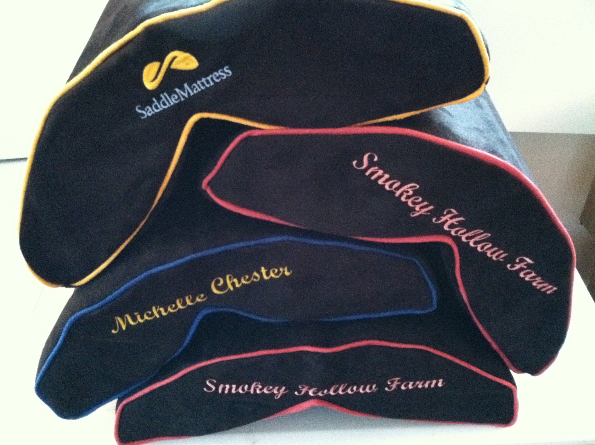 SaddleMattress Vertex - Personalized in Black